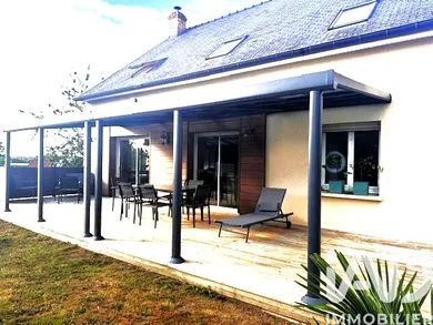 Detached house in Isigny-le-Buat (50540)