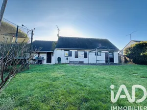 House in Sainville (28700)