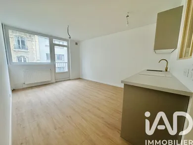 Apartment in Paris (75005)