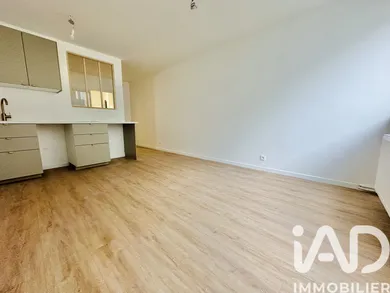 Apartment in Paris (75005)