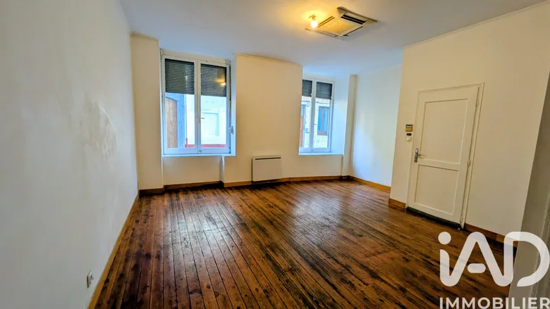 Immeuble 8 pièces 126 m² · à Givet · 125,9 m² · 120 000 €
