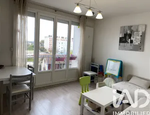 Apartment in Troyes (10000)