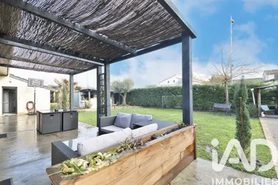 Maison traditionnelle à Bruguières (31150)