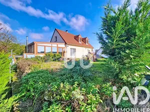 Traditional house in Saint-Jean-les-Deux-Jumeaux (77660)