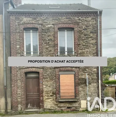 Maison de village à Bogny-sur-Meuse (08120)