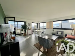 Apartment in Bordeaux (33000)