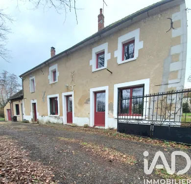 Maison à Saint-Amand-en-Puisaye (58310)