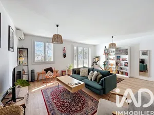 Apartment in Bordeaux (33000)