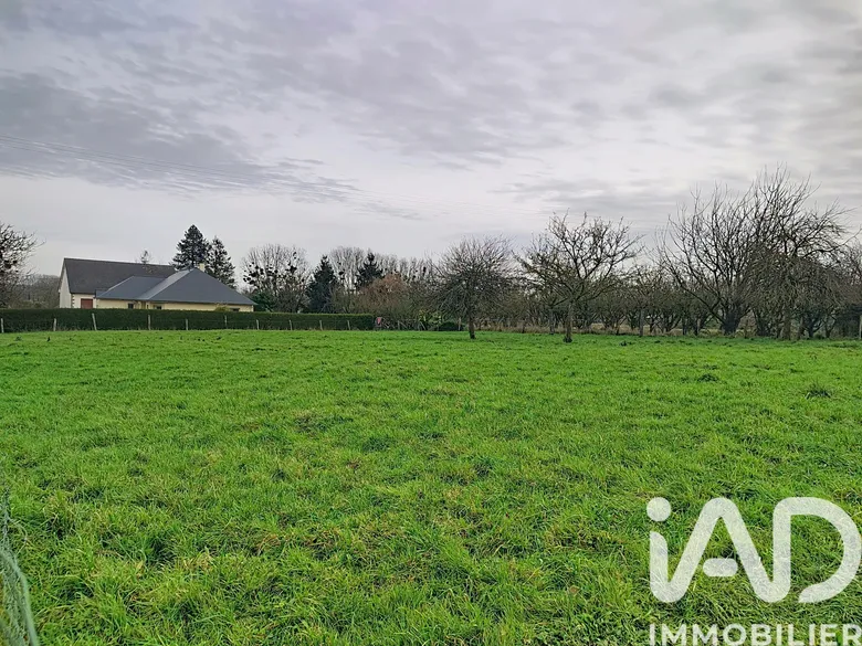Terrain à bâtir à sougeal (35610) · 64 000 €