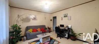 Apartment in Pont-Saint-Esprit (30130)