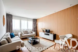 Apartment in Créteil (94000)