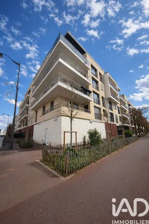Apartment in Rueil-Malmaison (92500)