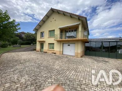 House in Cours (69470)