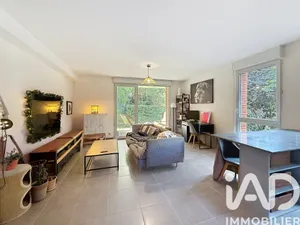 Apartment in Castanet-Tolosan (31320)