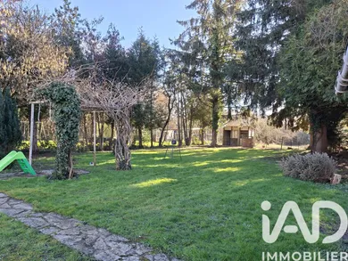 Terrain à Saint-Germain-des-Prés (45220)