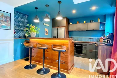 Apartment in Paris (75016)