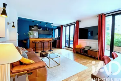 Apartment in Paris (75016)