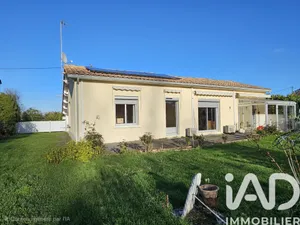 Maison à Le Bourdet (79210)