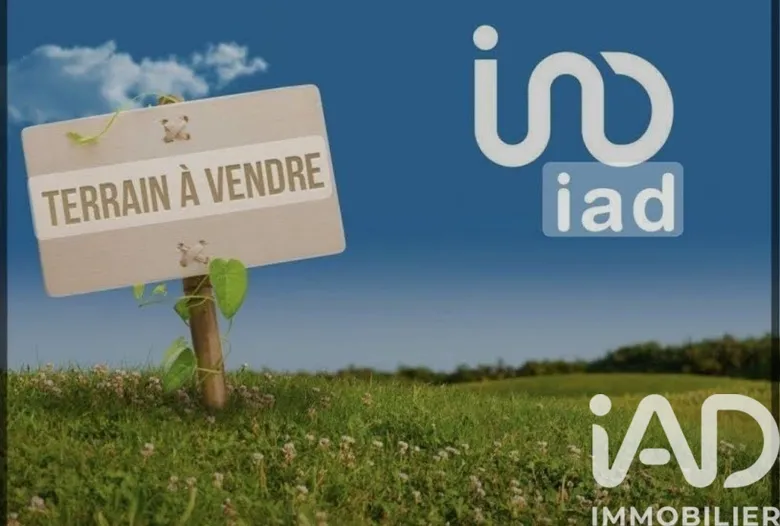 Terrain à bâtir à Vieillevigne (44116) · 58 750 €