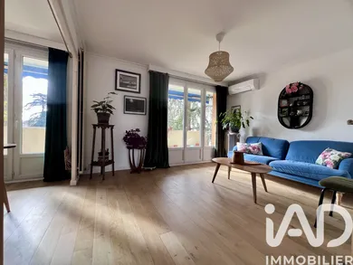 Apartment in Caluire-et-Cuire (69300)