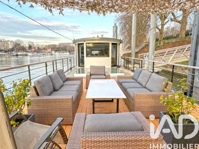 Barge in Clichy (92110)