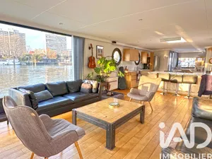 Barge in Clichy (92110)