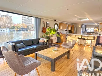 Péniche à Clichy (92110)