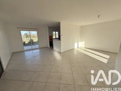 Traditional house in Adriers (86430)