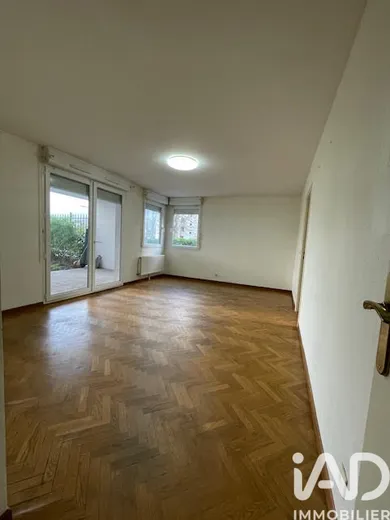 Apartment in Viry-Châtillon (91170)