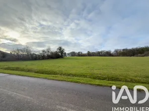 Land in SOULIERES (51130)