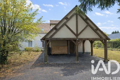 Architectural house in Saint-Ay (45130)