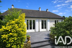 Maison traditionnelle à Mennecy (91540)