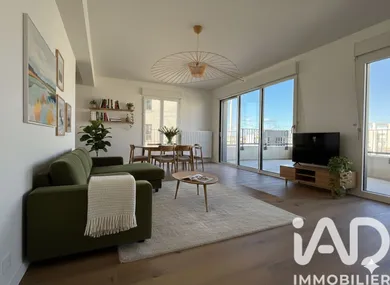 Duplex à Bordeaux (33800)