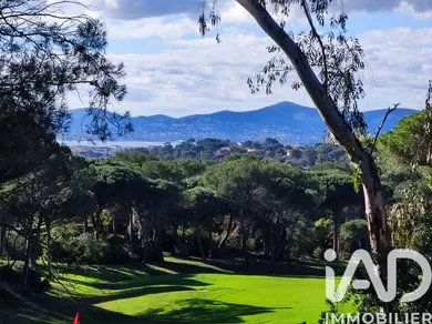 Appartement à Saint-Raphaël (83700)