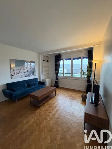 Apartment in Boulogne-Billancourt (92100)