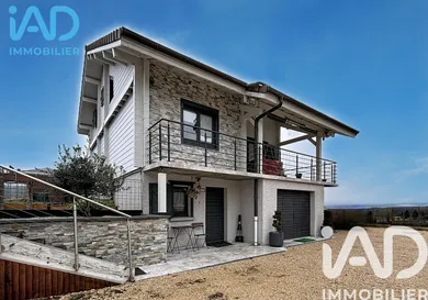 Châlet à Saint-Jean-de-Gonville (01630)