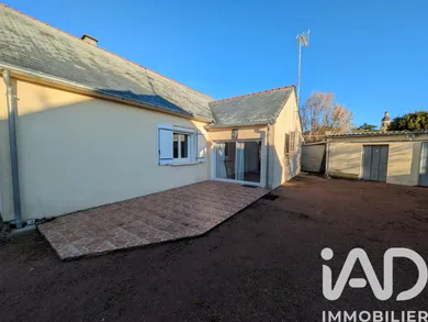 House in Allonnes (49650)