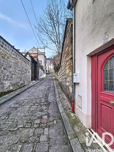 Apartment in Pontoise (95300)