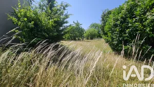 Terrain à bâtir à Villeneuve-sur-Aisne (02190)