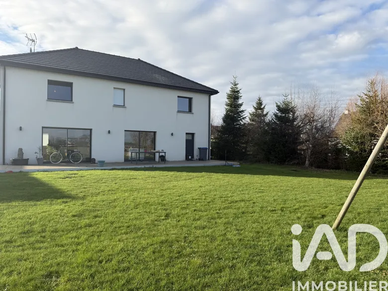Maison 5 pièces 230 m² · à Audruicq · 230 m² · 450 000 €