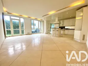 Apartment in Saint-Quentin (02100)