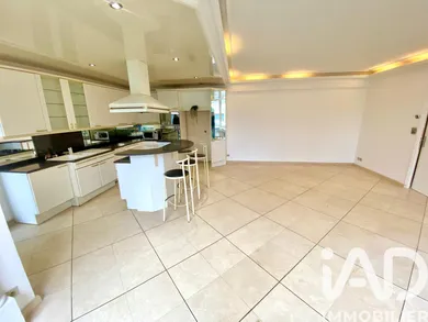Apartment in Saint-Quentin (02100)