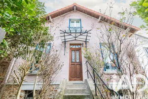 Maison à Villeneuve-le-Roi (94290)