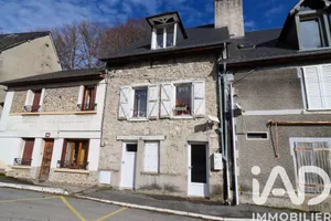 Immeuble à Ussel (19200)