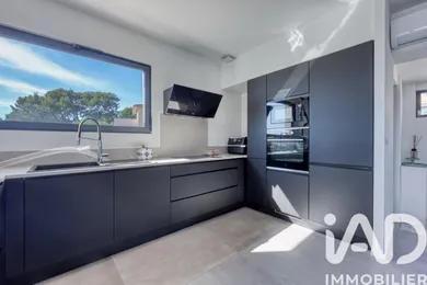 Duplex in Sanary-sur-Mer (83110)