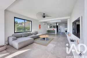 Duplex à Sanary-sur-Mer (83110)