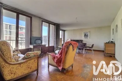 Apartment in Marseille (13008)