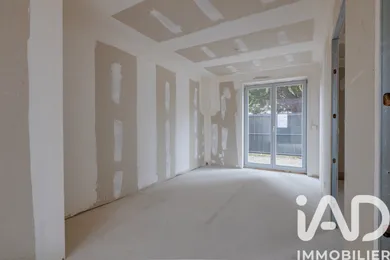 Apartment in FRANCHEVILLE (69340)