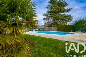 Pavillon à Maurepas (78310)