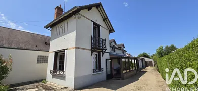 Village house in Saint-Hilaire-Saint-Mesmin (45160)
